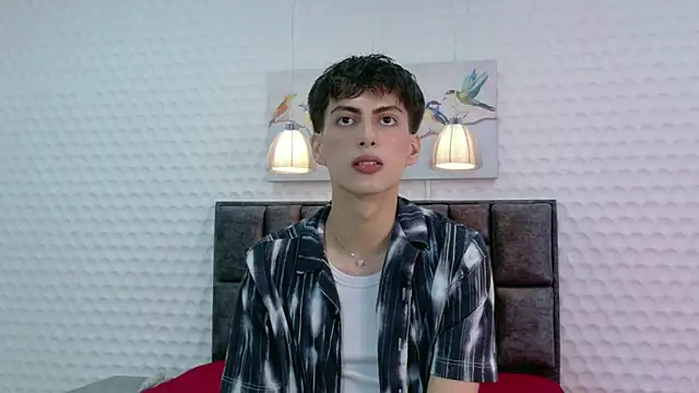 Martin Williams online show from December 17, 2025, 12:11 pm