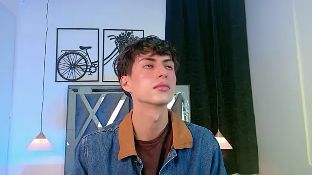 Martin Williams online show from January 13, 2026, 12:32 pm