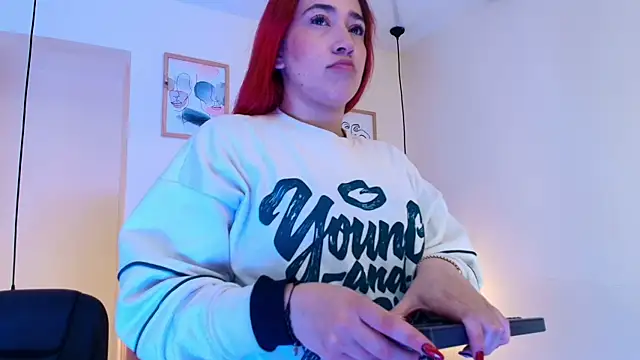 Celestee15  online show from July 10, 2026, 11:13 am