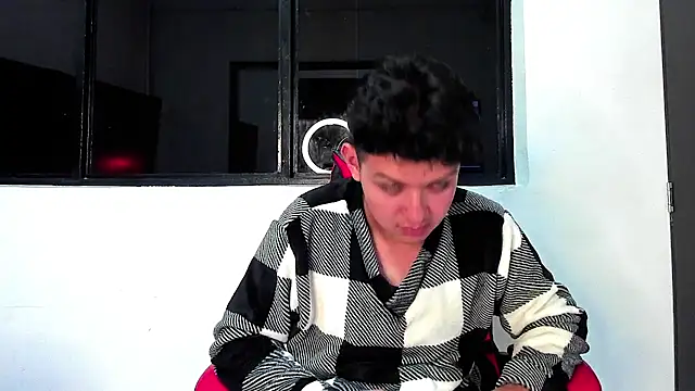 Snapshot of NathanBrookhs chatting on December 22, 2025, 9:28 am NathanBrookhs online show from December 22, 2025, 9:28 am