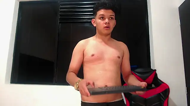 Snapshot of NathanBrookhs chatting on January 5, 2026, 11:19 pm NathanBrookhs online show from January 5, 2026, 11:19 pm