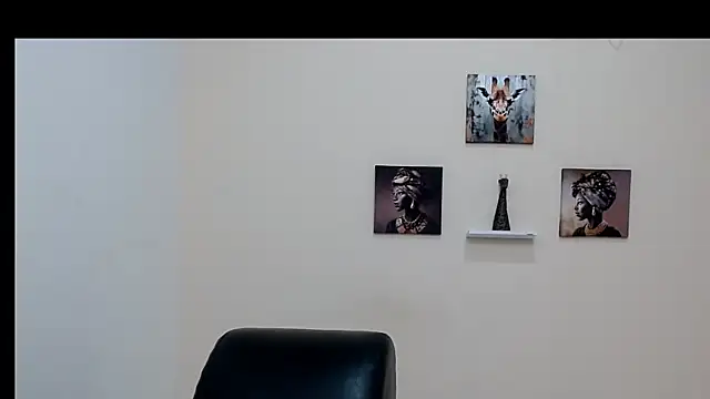 NOVAHOT98 online show from March 19, 2026, 7:40 pm