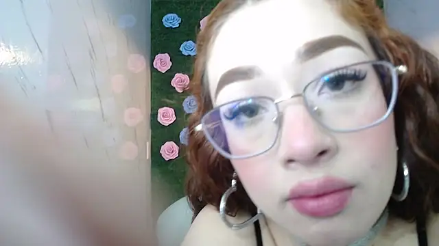 Kimberly23 a online show from January 16, 2026, 8:02 pm