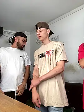 jamess 0 online show from January 14, 2026, 8:58 pm