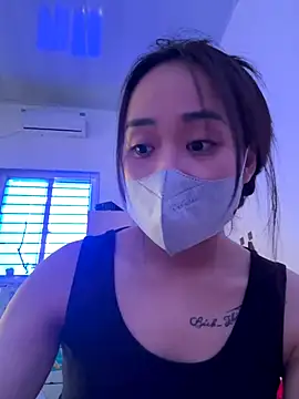 Snapshot of NinaBaby22 chatting on December 18, 2025, 7:14 am NinaBaby22 online show from December 18, 2025, 7:14 am