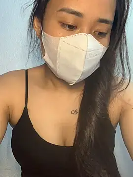 NinaBaby22 online show from May 22, 2026, 6:53 am