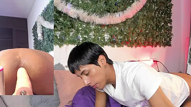 EstivenSallas2 online show from December 16, 2025, 10:37 pm