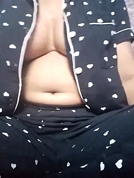 Snapshot of smita_telugu chatting on March 16, 2026, 4:44 pm smita telugu online show from March 16, 2026, 4:44 pm