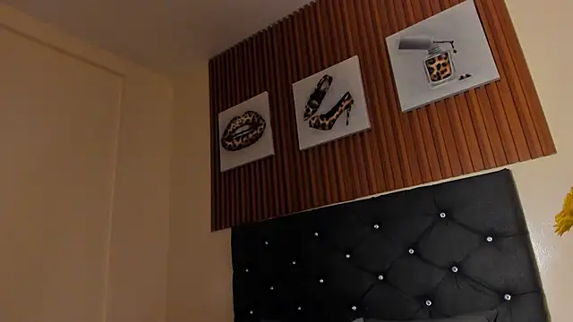 Antoniio miller online show from December 19, 2025, 12:34 pm