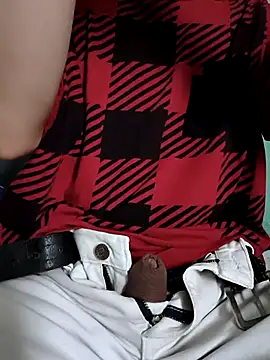 javi1017 online show from April 6, 2026, 7:26 pm