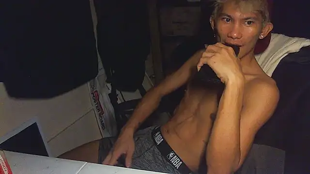 jhaycobXgarcia online show from March 6, 2026, 1:29 pm