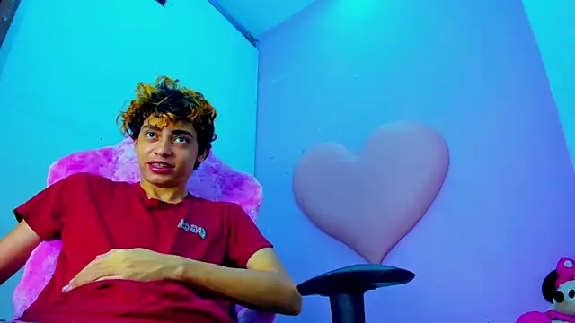 Franyerr  online show from December 19, 2025, 5:20 pm