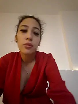 Snapshot of Byanca199 chatting on December 15, 2025, 5:50 pm Byanca199 online show from December 15, 2025, 5:50 pm