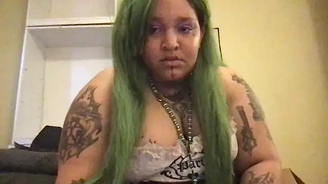 Snapshot of succubussy666 chatting on February 13, 2026, 7:54 pm succubussy666 online show from February 13, 2026, 7:54 pm