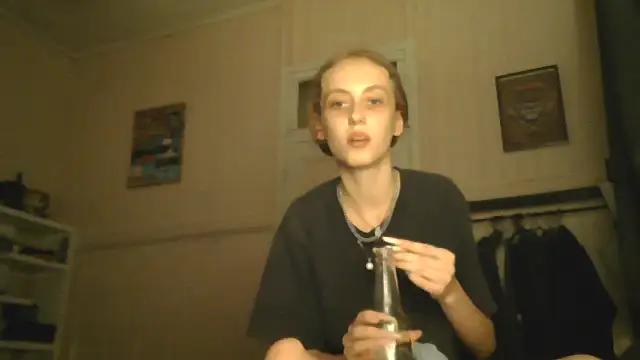 lilahandclancy online show from December 14, 2025, 1:05 pm