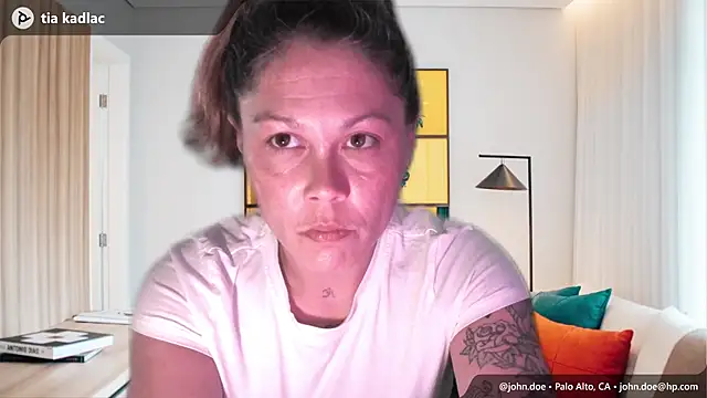 tialuna x69 online show from January 13, 2026, 1:55 am