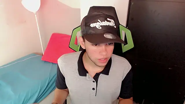 Luky twink online show from February 3, 2026, 12:10 pm