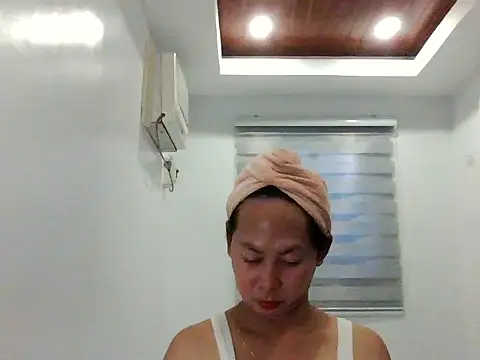 Seductive diana online show from December 16, 2025, 5:34 am