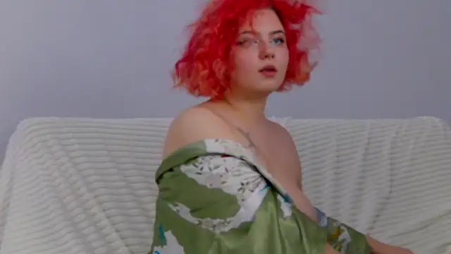 Stella Swann online show from December 14, 2025, 7:14 am