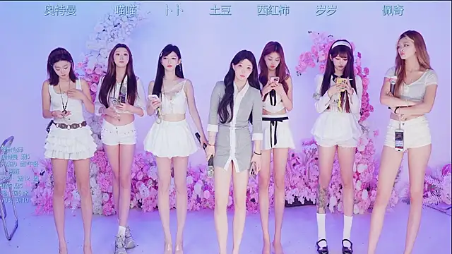 Luckygirls-339 online show from June 25, 2026, 12:43 am