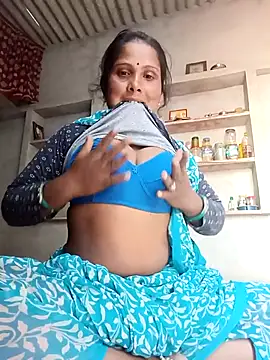 Shreya pandit online show from April 10, 2026, 10:20 am