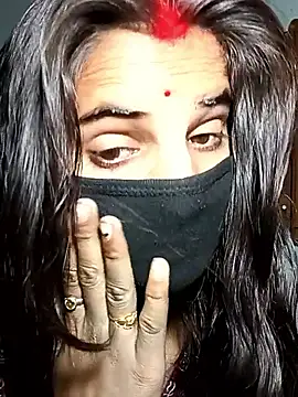 Snapshot of Pooja_Love143 chatting on March 5, 2026, 7:26 am Pooja Love143 online show from March 5, 2026, 7:26 am