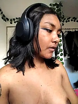 Luna 6 online show from January 16, 2026, 8:13 pm