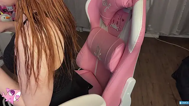 PinkSharky online show from March 14, 2026, 3:06 pm