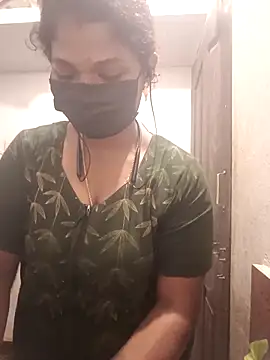 Snapshot of tamilsaisree chatting on March 17, 2026, 5:11 am tamilsaisree online show from March 17, 2026, 5:11 am