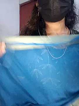 Snapshot of tamilsaisree chatting on March 21, 2026, 4:43 pm tamilsaisree online show from March 21, 2026, 4:43 pm