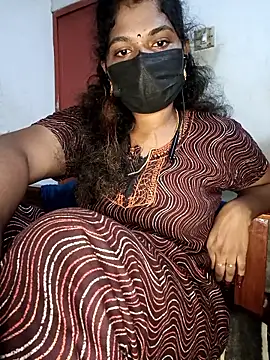 Snapshot of tamilsaisree chatting on March 26, 2026, 4:56 pm tamilsaisree online show from March 26, 2026, 4:56 pm