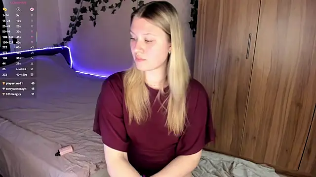 SkyeDavis online show from April 22, 2026, 1:12 pm
