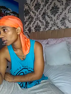 JANIELEE8x online show from January 18, 2026, 11:47 am