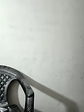 Rinki hoty1 online show from December 15, 2025, 7:07 pm