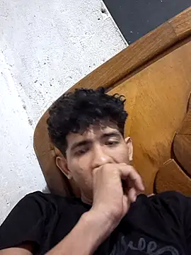 adexe23 online show from December 21, 2025, 2:51 am