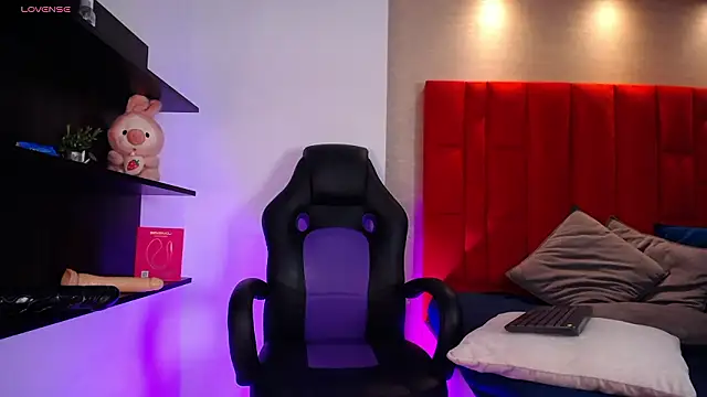 Grace Velvet online show from February 4, 2026, 12:55 pm