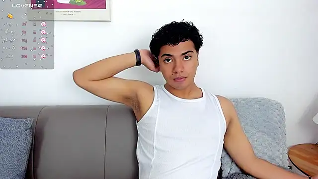 Snapshot of cherry_blossom77 chatting on January 17, 2026, 1:05 pm cherry blossom77 online show from January 17, 2026, 1:05 pm