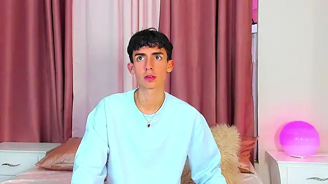 Snapshot of starboyy_77 chatting on January 15, 2026, 1:16 pm starboyy 77 online show from January 15, 2026, 1:16 pm