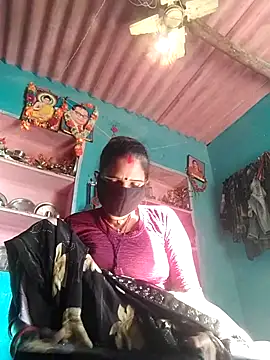 Karisma sekhavat online show from December 20, 2025, 10:00 am