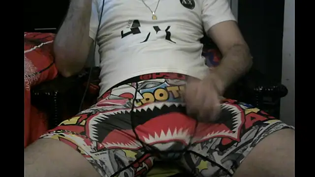 3LEGSSS online show from May 7, 2026, 5:51 pm