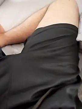 senalbxy online show from December 21, 2025, 6:15 pm