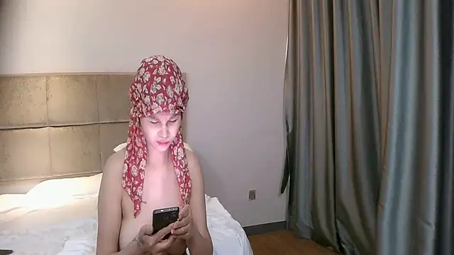 SuoMiSuo666 online show from December 21, 2025, 5:14 am