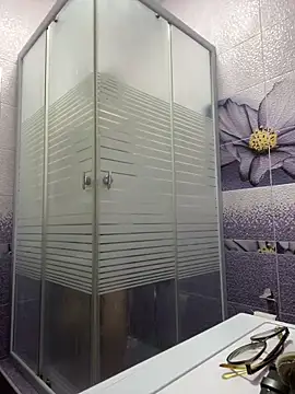 Sensual Flower online show from March 23, 2026, 10:41 am