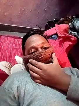 Caterosee online show from December 18, 2025, 9:54 pm