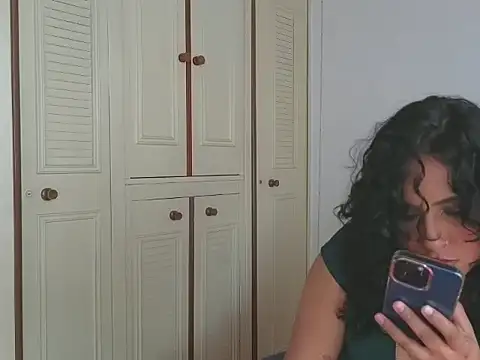 Snapshot of Valery__lovex chatting on May 21, 2026, 3:41 pm Valery lovex online show from May 21, 2026, 3:41 pm