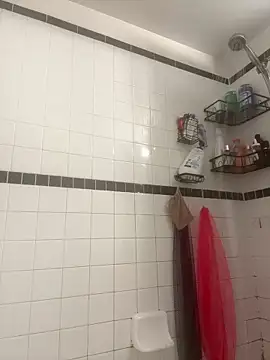 Melody39 online show from December 19, 2025, 1:51 pm