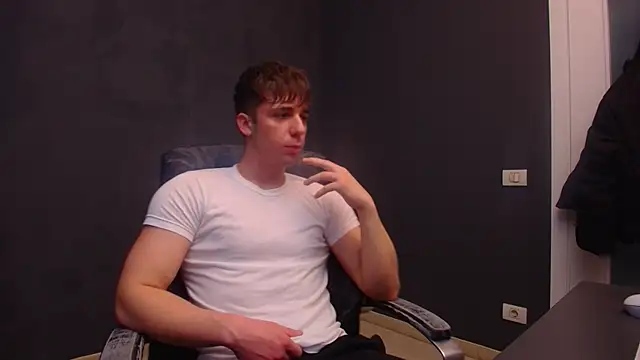 KellenWest online show from December 18, 2025, 11:16 am