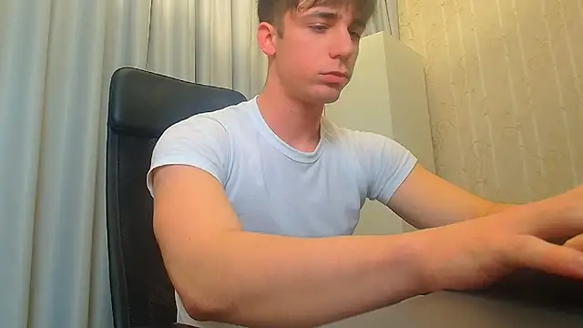 KellenWest online show from December 19, 2025, 5:14 am