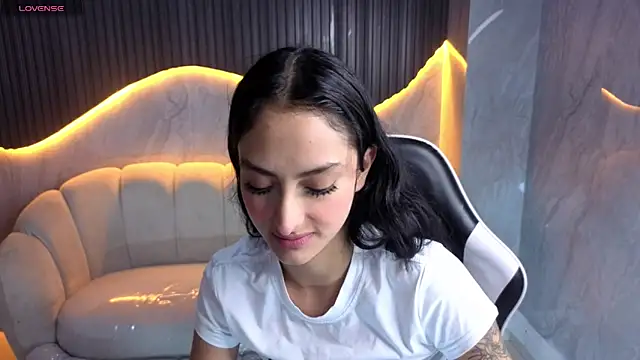 Tifany Tx online show from April 27, 2026, 12:36 pm