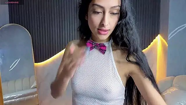Snapshot of Tifany_Tx chatting on June 19, 2026, 8:56 pm Tifany Tx online show from June 19, 2026, 8:56 pm
